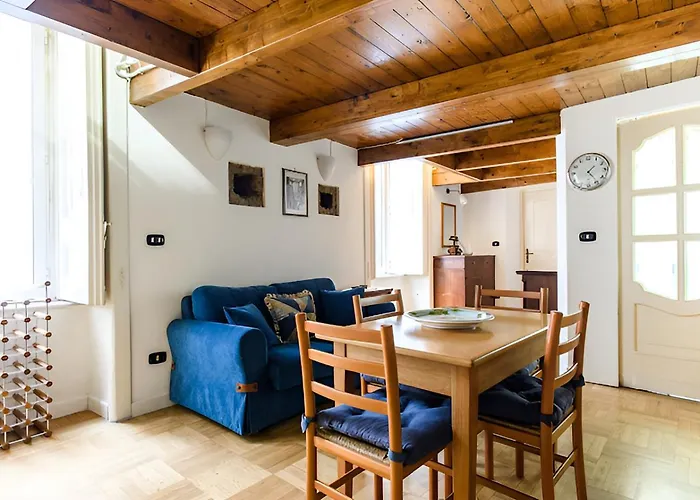 Neapolis Apartment Santa Lucia
